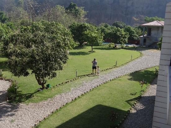 Jim Corbett Resort Рамнагар Экстерьер фото
