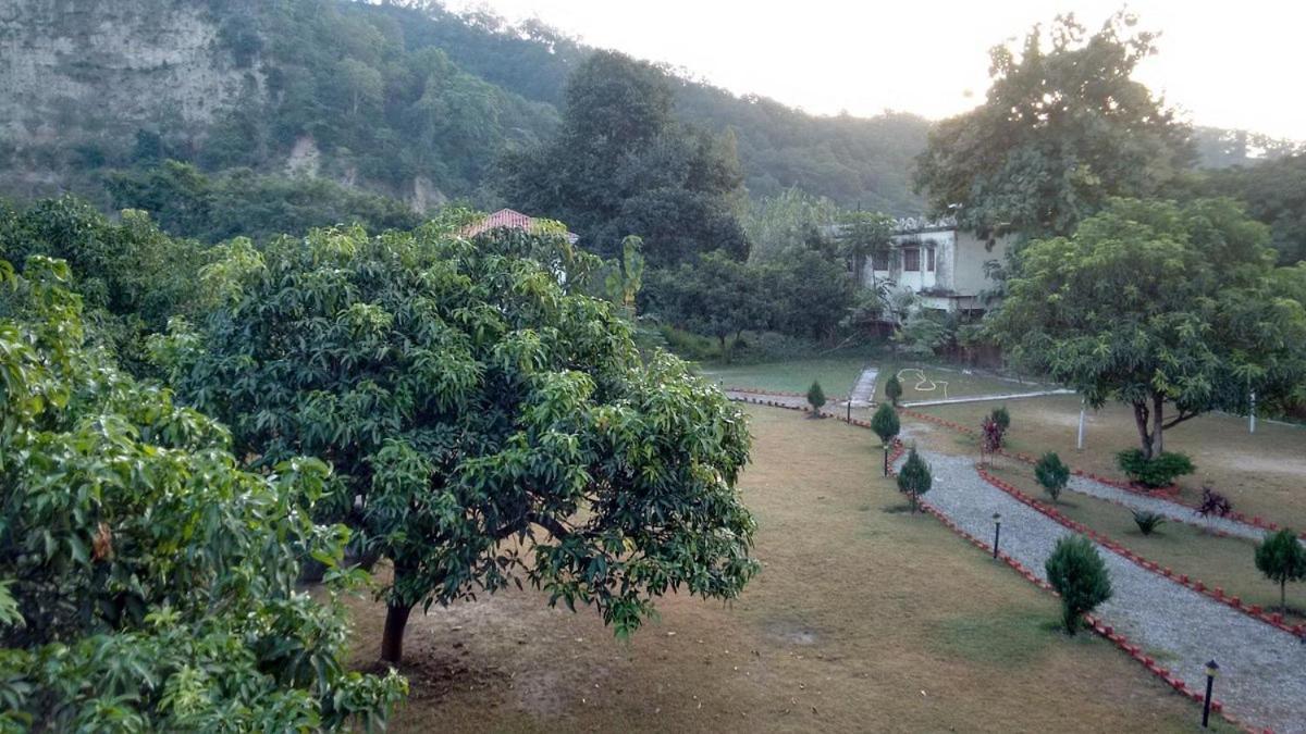 Jim Corbett Resort Рамнагар Экстерьер фото