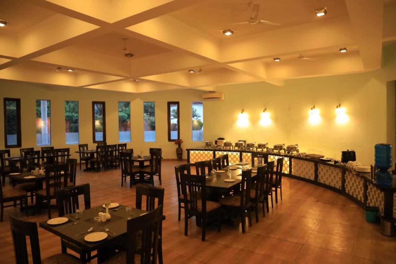 Jim Corbett Resort Рамнагар Экстерьер фото